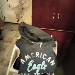 Women's American eagle hodie size m
